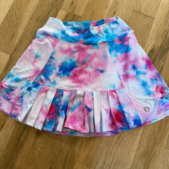 Dona Jo Flirty Tie-Dye Pleated Skort Tennis/golf/pickleball Size 1 - Picture 2 of 5